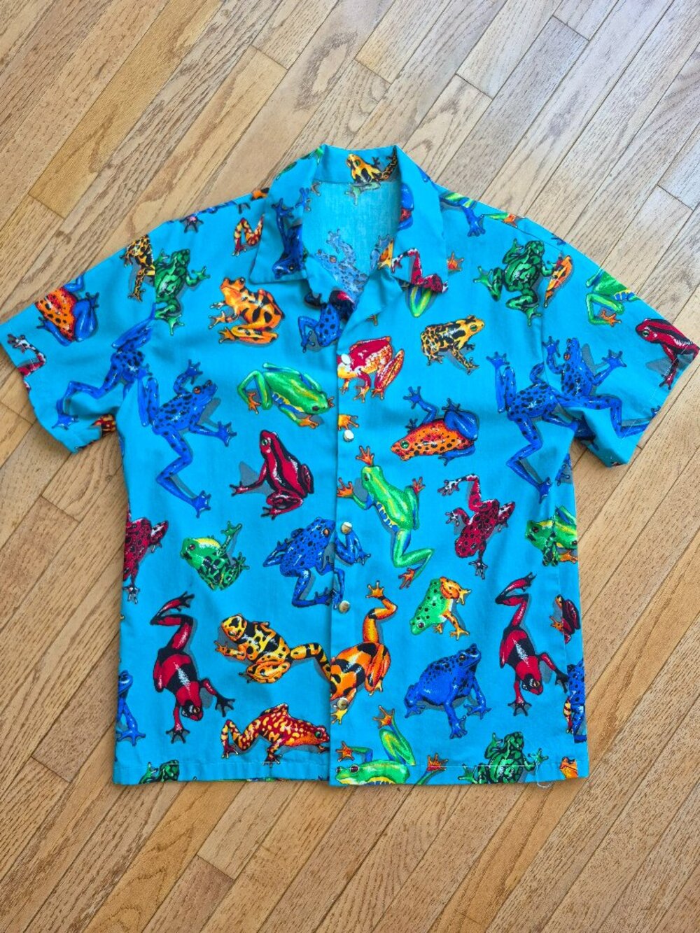 Frogs Handmade Snap Front Short Sleeve Shirt Medium